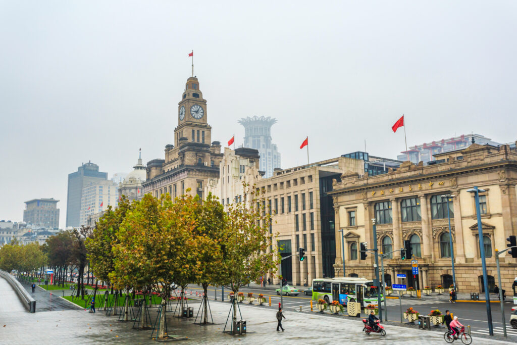 IRCC Issues 1490 Invitations in Latest Express Entry Draw