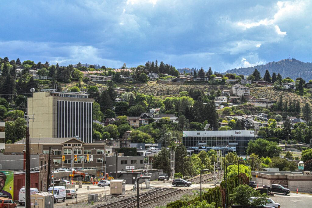 IRCC invites 1,800 candidates in third Express Entry draw