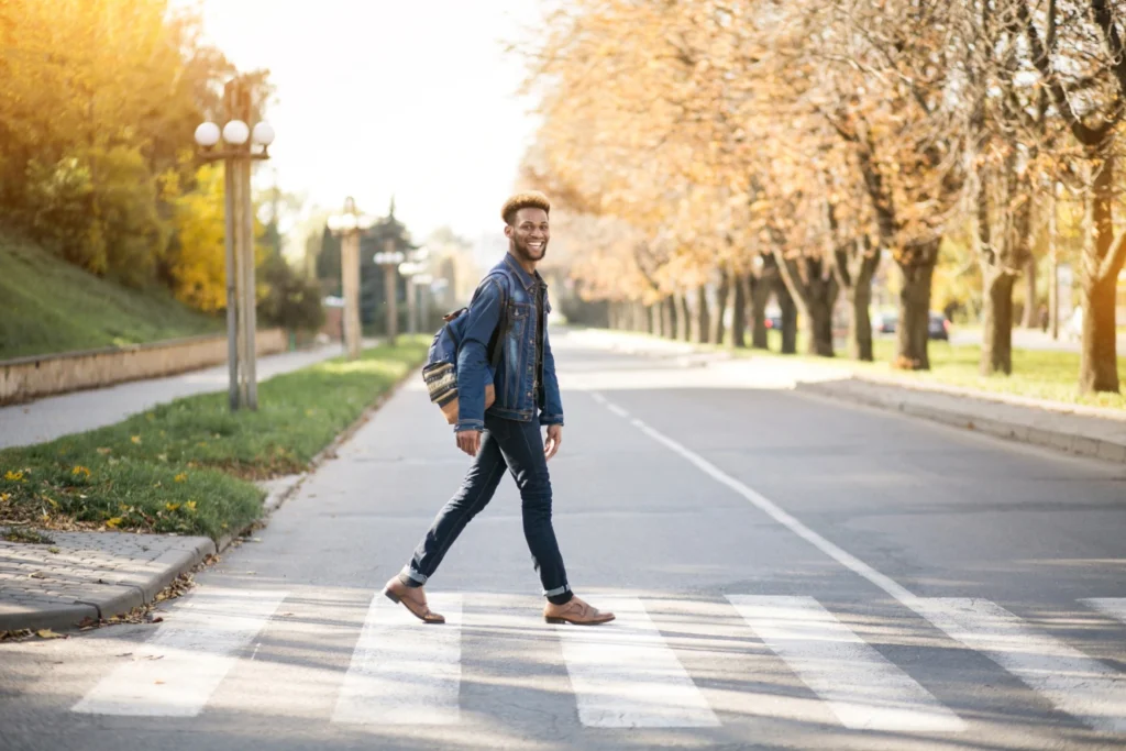 Manitoba Temporarily Suspends Employer Services Applications Under PNP Until August 2025