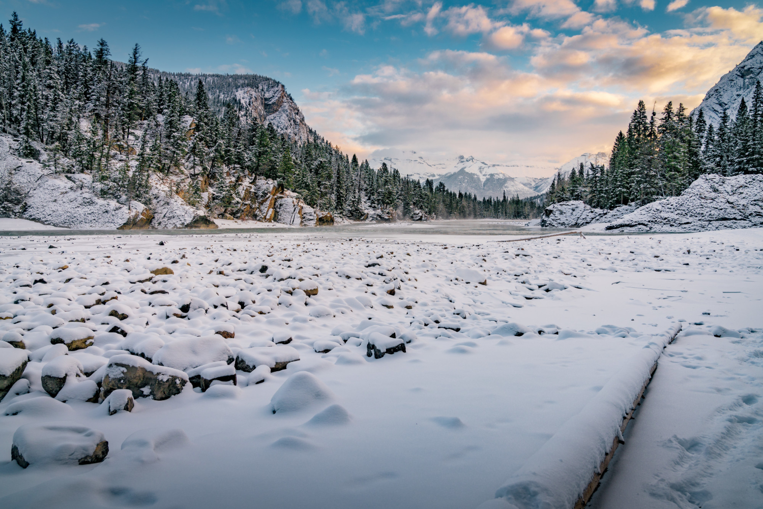 Express Entry Sees Major Shift as CRS Falls to 399 in Latest IRCC Invitation Round