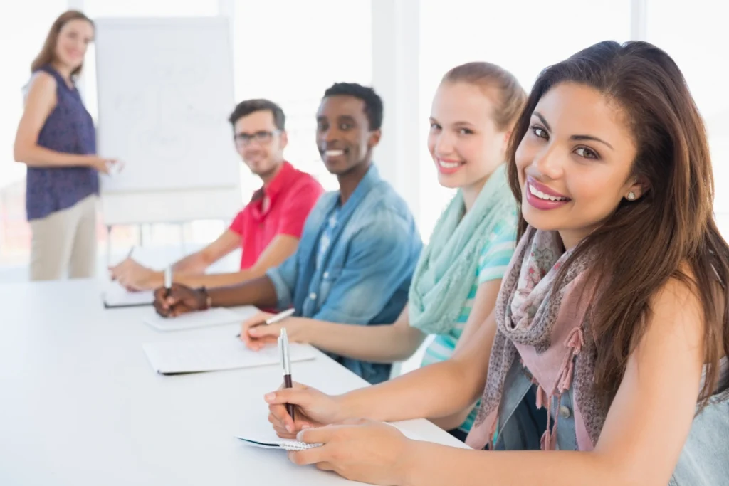 Canada Conducts New Express Entry CEC Draw, Invites 2,000 Candidates in Early July